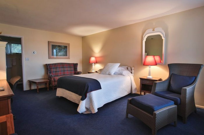 Bay Inn of Petoskey (Christiannasborg Motel) - From Web Listing